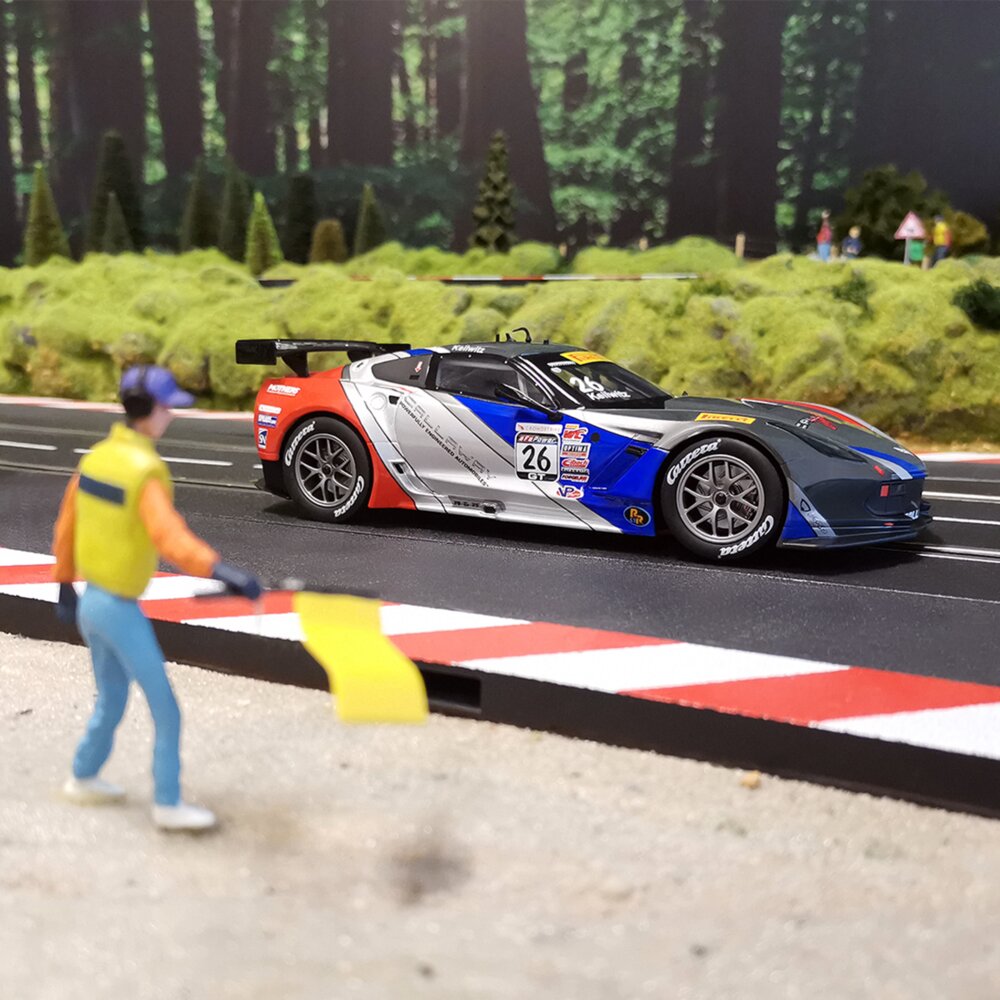 Voiture Miniature Chevrolet Corvette C7.R GT3 Callaway Competition No.26 - Échelle 1:43, Marque Carrera